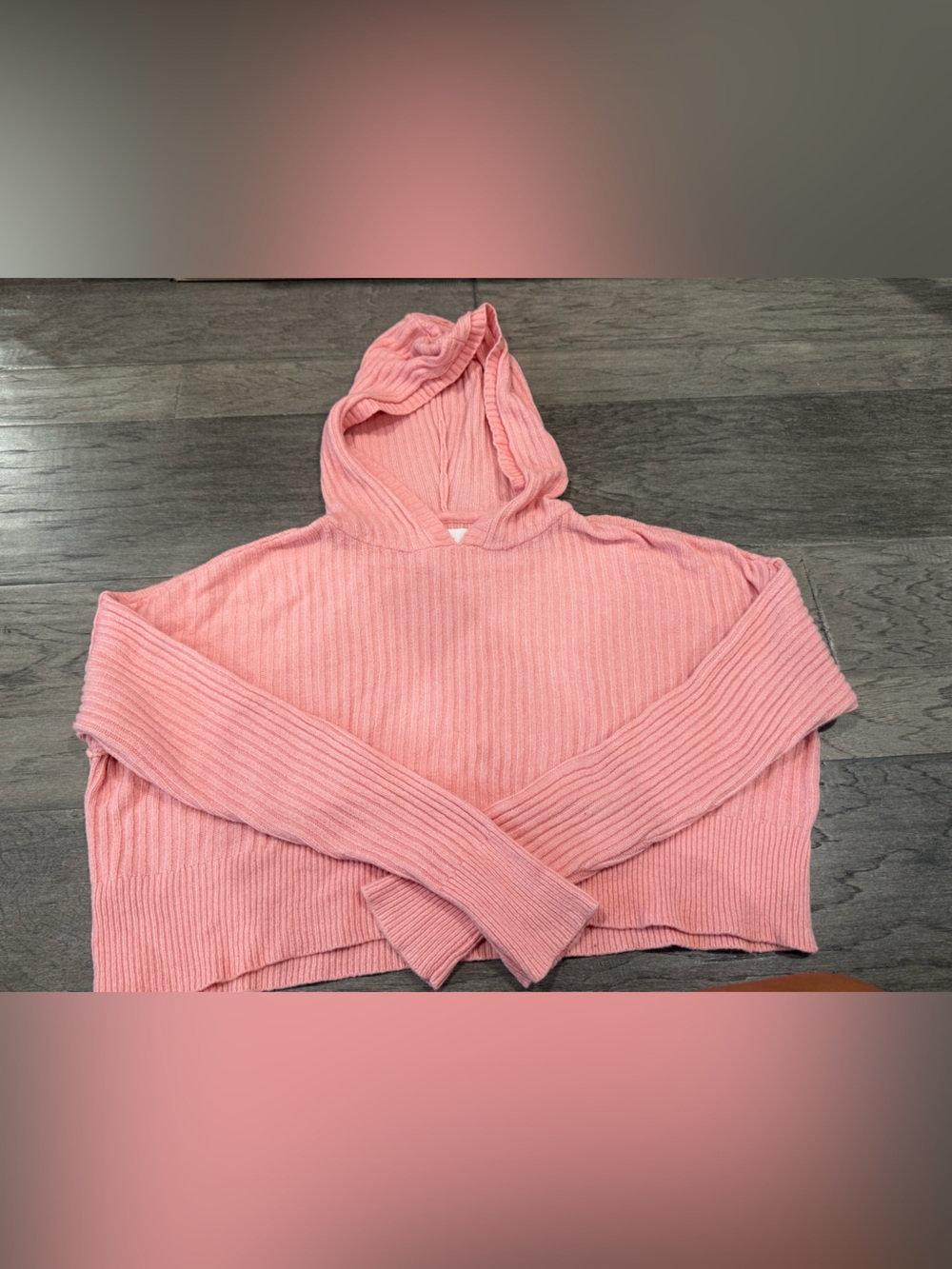 Relaxed Cropped Pink Hoodie Sweater - Women